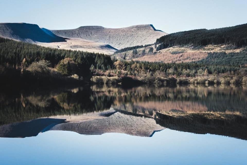 James' Place @ Bike Park Wales And The Brecon Beacons เมอเทอร์ทิดฟิล ภายนอก รูปภาพ